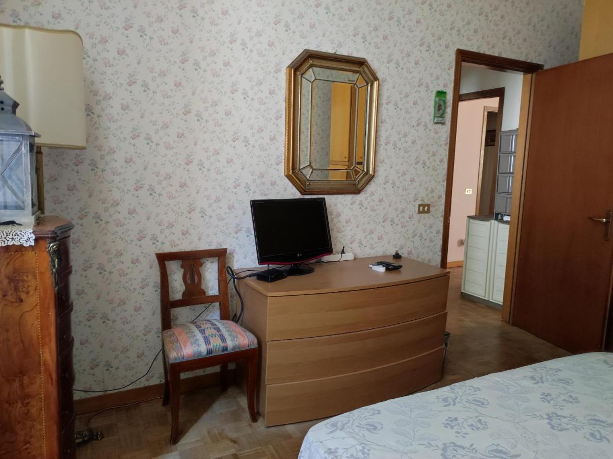 Bed and Breakfast Ricky&Mamma Комо Экстерьер фото